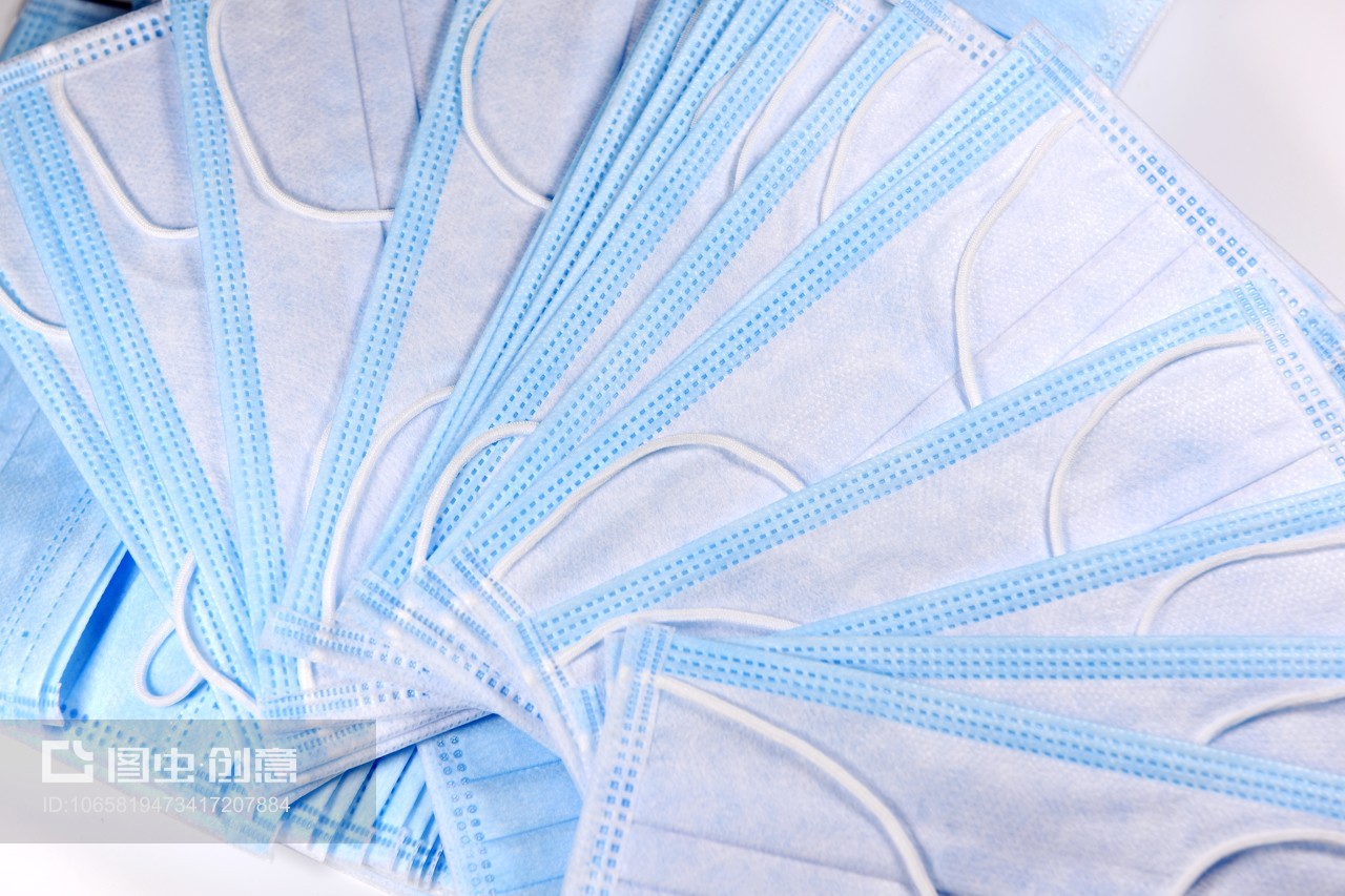 蓝色一次性防病毒口罩 医生与公众的健康守护者